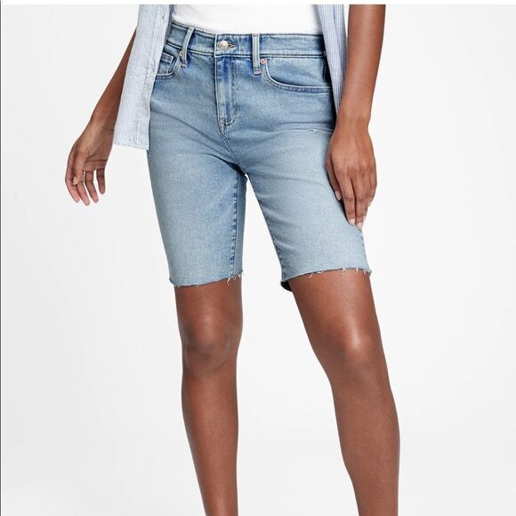 ✨ NWOT✨9'' Mid Rise Distressed Denim Bermuda Shorts✨ - Picture 1 of 11
